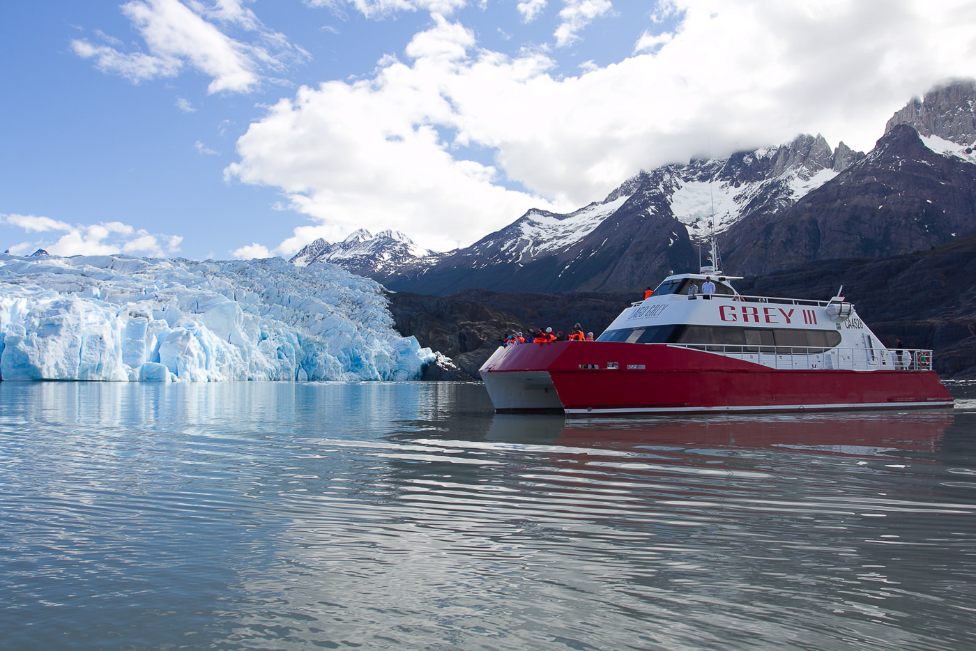 turismo-lago-grey-torres-del-paine-03